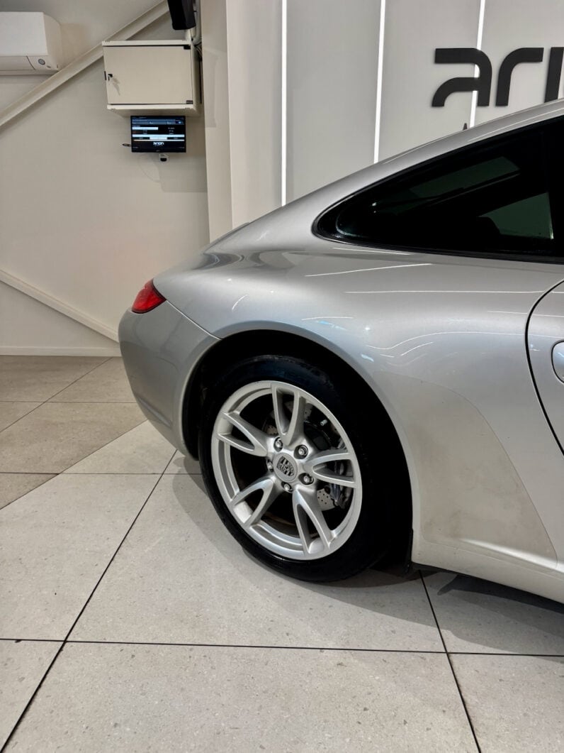 
								PORSCHE 911 997-2 Carrera Coupé 3.6 DFI PDK 345 cv full									