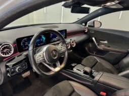 
										MERCEDES-BENZ Classe A 180 d 1.5 d 7G-DCT 116 cv AMG Line full									