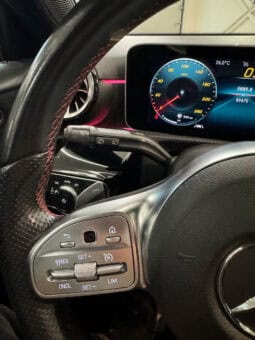 
										MERCEDES-BENZ Classe A 180 d 1.5 d 7G-DCT 116 cv AMG Line full									