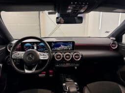 
										MERCEDES-BENZ Classe A 180 d 1.5 d 7G-DCT 116 cv AMG Line full									