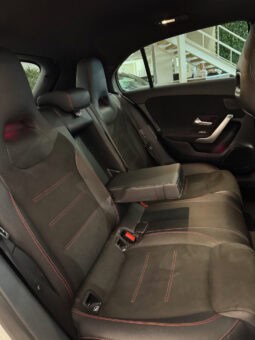 
										MERCEDES-BENZ Classe A 180 d 1.5 d 7G-DCT 116 cv AMG Line full									