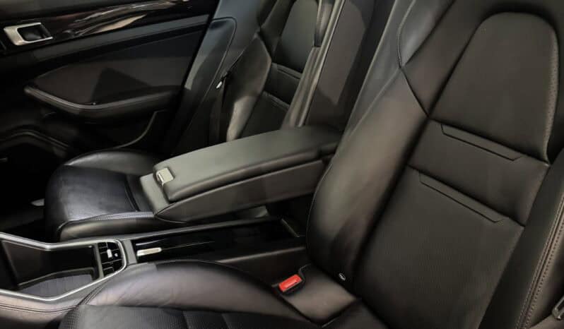 
								PORSCHE PANAMERA 4 V6 3.0 462 CV E-Hybrid PDK8 Porsche Approved full									