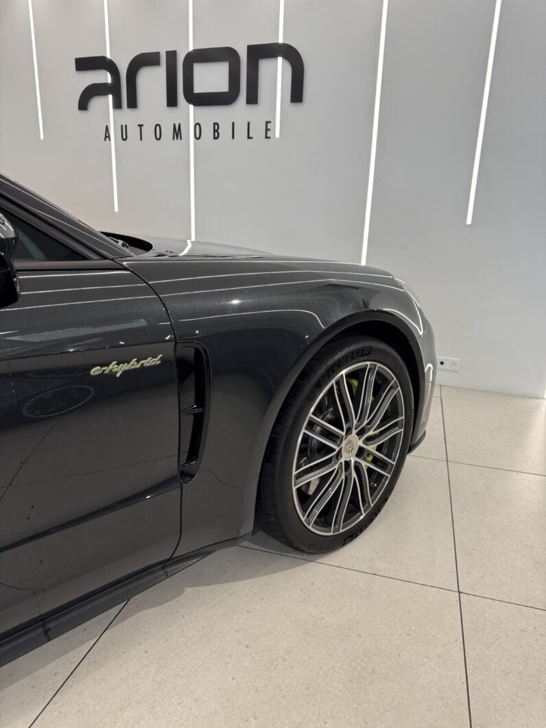 
								PORSCHE PANAMERA 4 V6 3.0 462 CV E-Hybrid PDK8 Porsche Approved full									