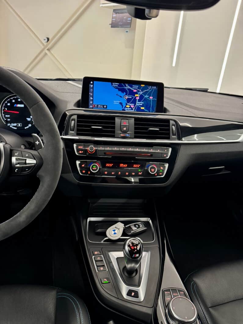 
								BMW M2 (F87) COMPETITION 3.0L 410 CH DKG7 full									