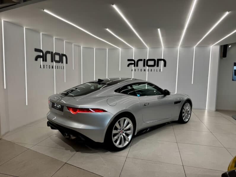 
								Jaguar F-Type R Coupé 5.0 V8 550 Ch BVA8 full									