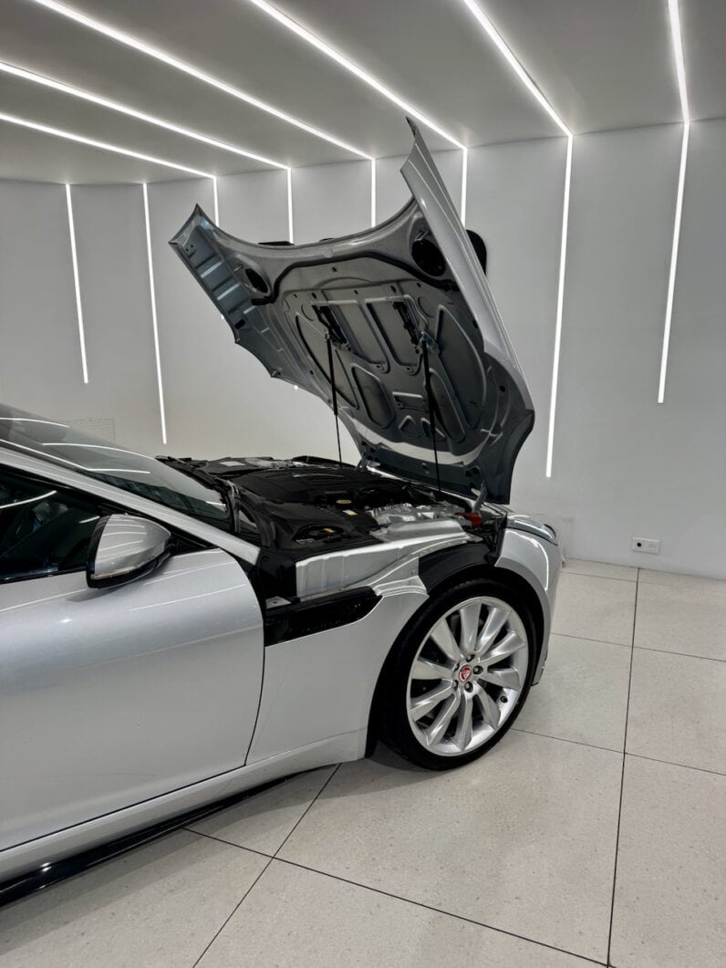 
								Jaguar F-Type R Coupé 5.0 V8 550 Ch BVA8 full									