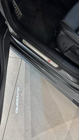 
										AUDI RS3 Sportback 2.5 TFSi Quattro S-Tronic 367 cv full									