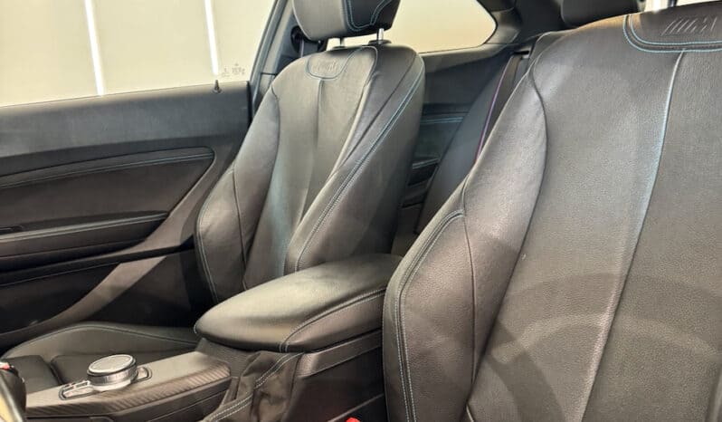 
								BMW M2 (F87) COMPETITION 3.0L 410 CH DKG7 full									