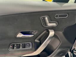 
										Mercedes-benz Classe A 45 S AMG 421 ch 4Matic+ 8G-DCT Speedshift AMG full									