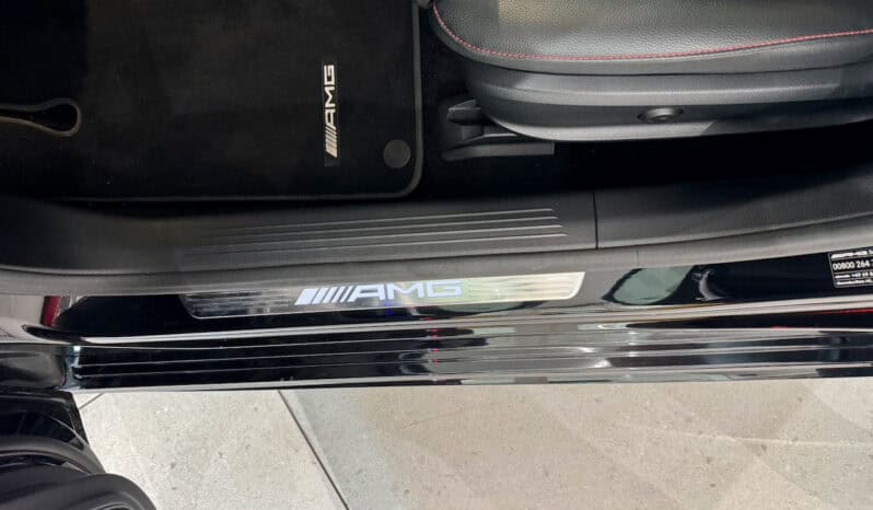 
								Mercedes-benz Classe A 45 S AMG 421 ch 4Matic+ 8G-DCT Speedshift AMG full									