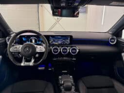 
										Mercedes-benz Classe A 45 S AMG 421 ch 4Matic+ 8G-DCT Speedshift AMG full									