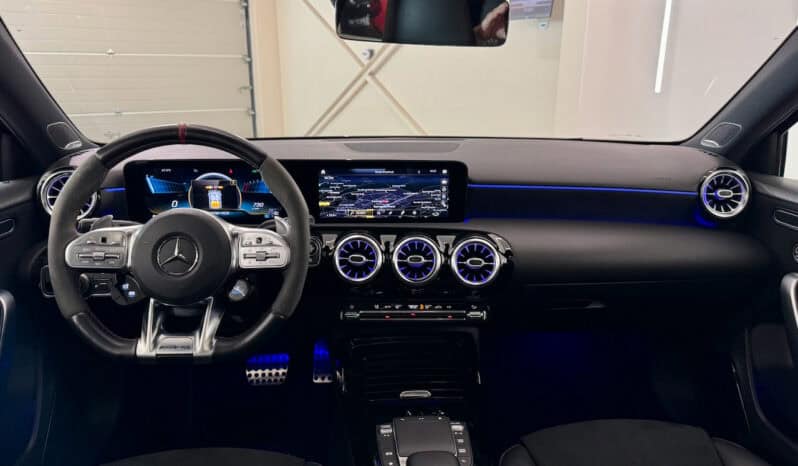 
								Mercedes-benz Classe A 45 S AMG 421 ch 4Matic+ 8G-DCT Speedshift AMG full									