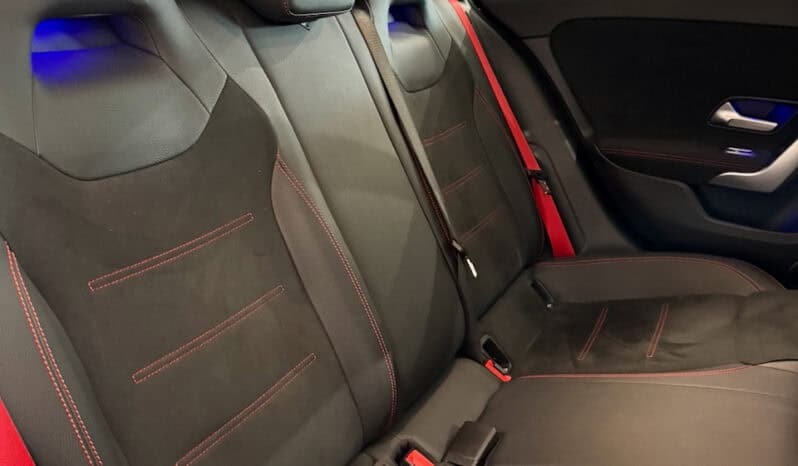 
								Mercedes-benz Classe A 45 S AMG 421 ch 4Matic+ 8G-DCT Speedshift AMG full									