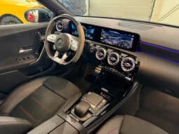 
										Mercedes-benz Classe A 45 S AMG 421 ch 4Matic+ 8G-DCT Speedshift AMG full									