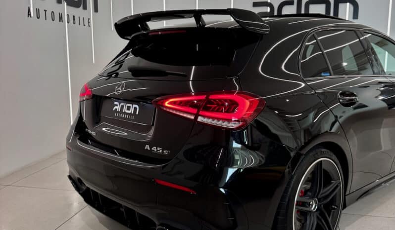 
								Mercedes-benz Classe A 45 S AMG 421 ch 4Matic+ 8G-DCT Speedshift AMG full									