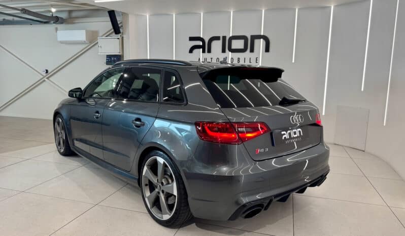 
								AUDI RS3 Sportback 2.5 TFSi Quattro S-Tronic 367 cv full									