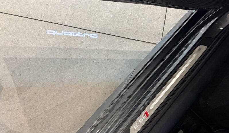 
								AUDI RS3 Sportback 2.5 TFSi Quattro S-Tronic 367 cv full									