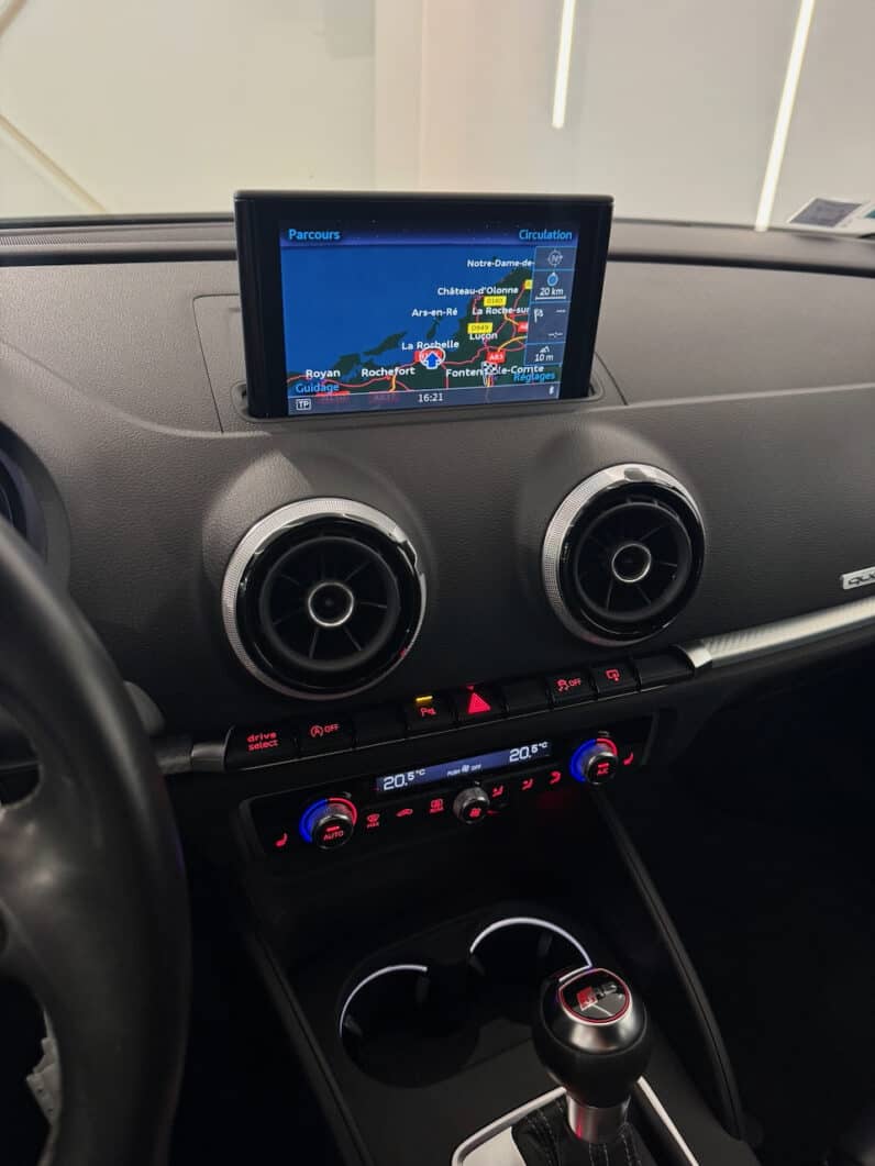 
								AUDI RS3 Sportback 2.5 TFSi Quattro S-Tronic 367 cv full									