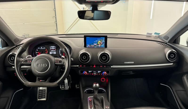 
								AUDI RS3 Sportback 2.5 TFSi Quattro S-Tronic 367 cv full									