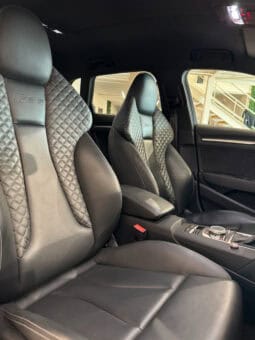 
										AUDI RS3 Sportback 2.5 TFSi Quattro S-Tronic 367 cv full									