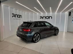 
										AUDI RS3 Sportback 2.5 TFSi Quattro S-Tronic 367 cv full									