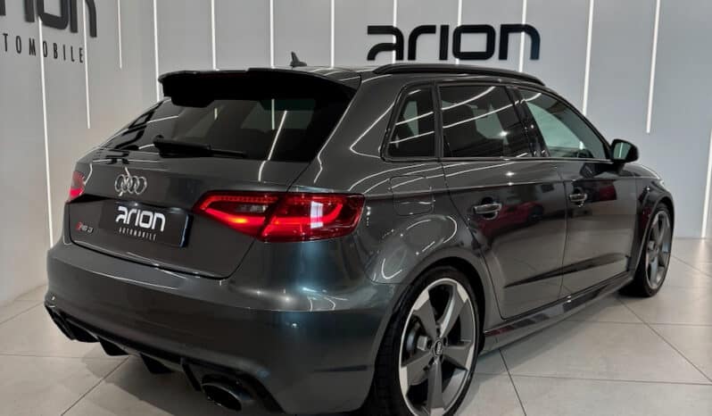 
								AUDI RS3 Sportback 2.5 TFSi Quattro S-Tronic 367 cv full									