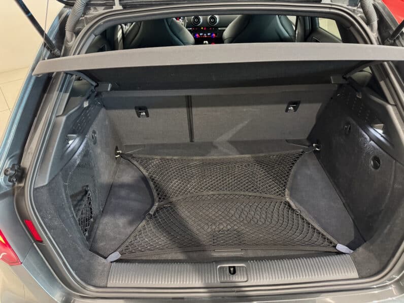 
								AUDI RS3 Sportback 2.5 TFSi Quattro S-Tronic 367 cv full									