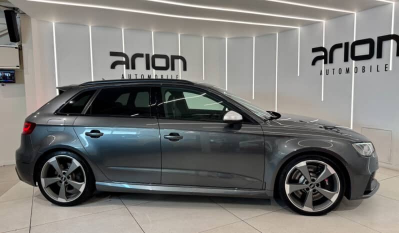 
								AUDI RS3 Sportback 2.5 TFSi Quattro S-Tronic 367 cv full									