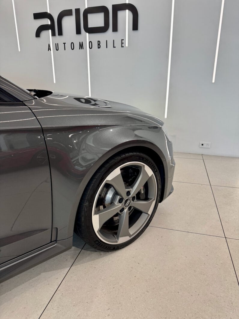 
								AUDI RS3 Sportback 2.5 TFSi Quattro S-Tronic 367 cv full									