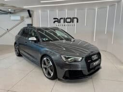 
										AUDI RS3 Sportback 2.5 TFSi Quattro S-Tronic 367 cv full									