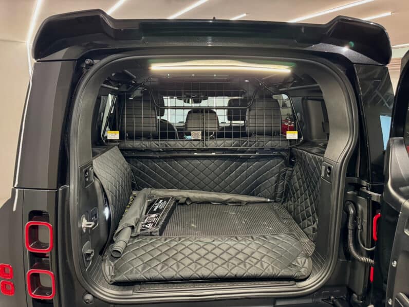 
								LAND ROVER Defender II 110 P400e 2.0 Ti 404 PHEV 4WD 300 cv XDYNAMIC PACK URBAN full									