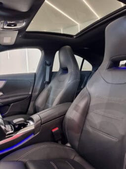 
										MERCEDES CLA 35 AMG Coupé 2.0 i 4MATIC 7G-DCT 306 cv full									