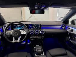 
										MERCEDES CLA 35 AMG Coupé 2.0 i 4MATIC 7G-DCT 306 cv full									