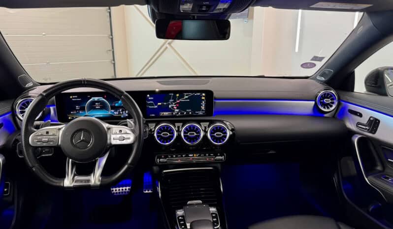 
								MERCEDES CLA 35 AMG Coupé 2.0 i 4MATIC 7G-DCT 306 cv full									