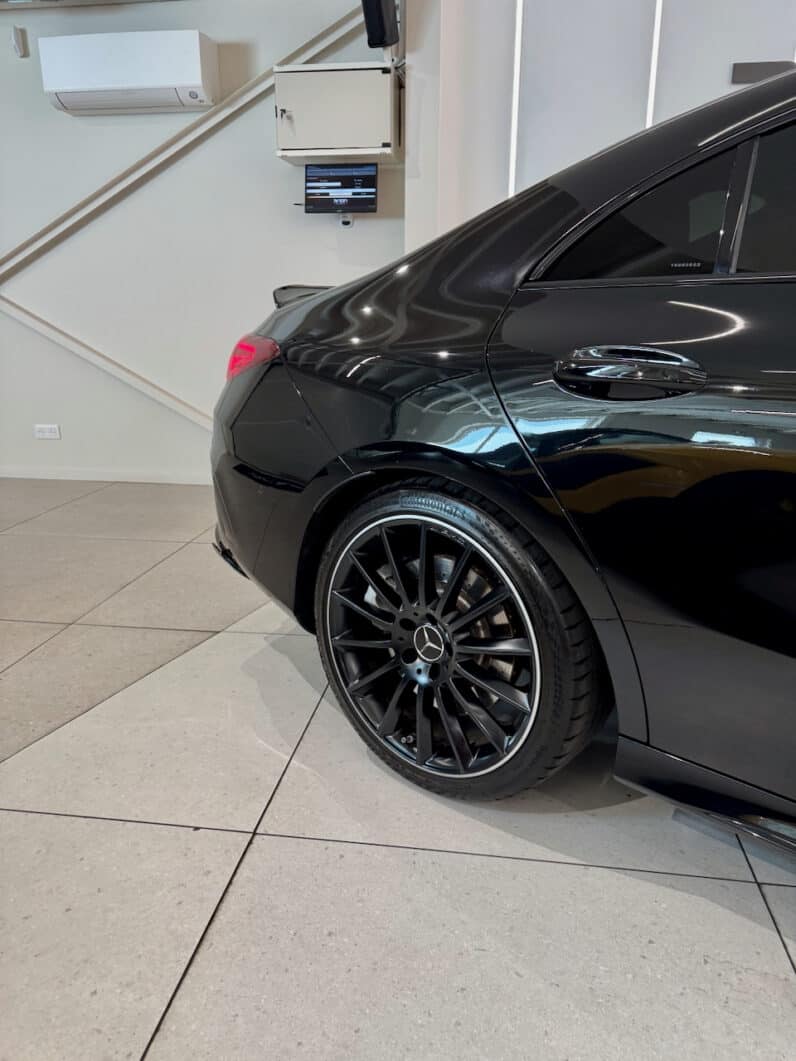 
								MERCEDES CLA 35 AMG Coupé 2.0 i 4MATIC 7G-DCT 306 cv full									