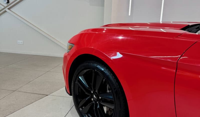 
								FORD Mustang VI Coupe 2.3 Ti EcoBoost 314 cv Sièges Recaro full									
