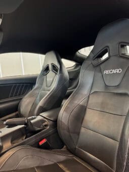 
										FORD Mustang VI Coupe 2.3 Ti EcoBoost 314 cv Sièges Recaro full									