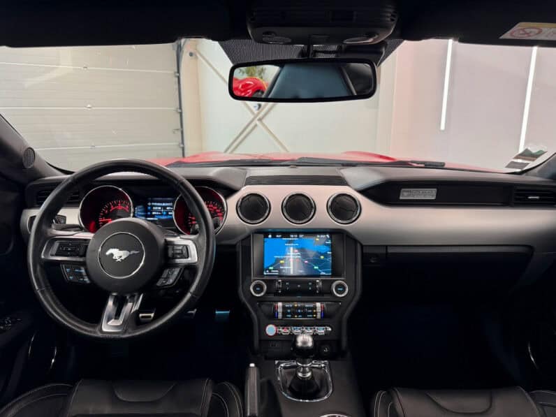 
								FORD Mustang VI Coupe 2.3 Ti EcoBoost 314 cv Sièges Recaro full									