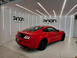 
										FORD Mustang VI Coupe 2.3 Ti EcoBoost 314 cv Sièges Recaro full									