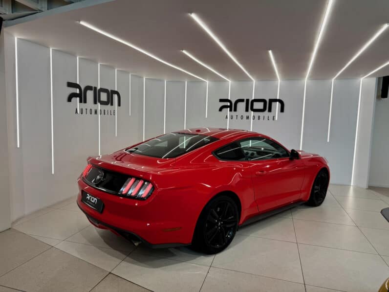 
								FORD Mustang VI Coupe 2.3 Ti EcoBoost 314 cv Sièges Recaro full									