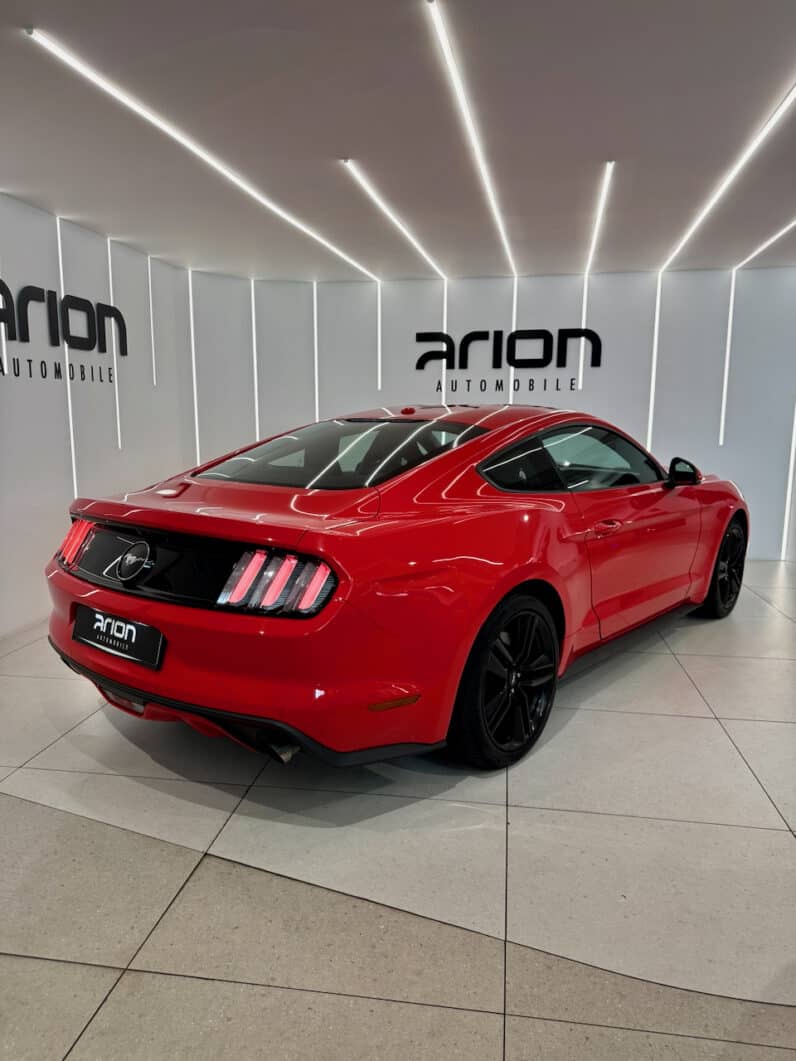 
								FORD Mustang VI Coupe 2.3 Ti EcoBoost 314 cv Sièges Recaro full									
