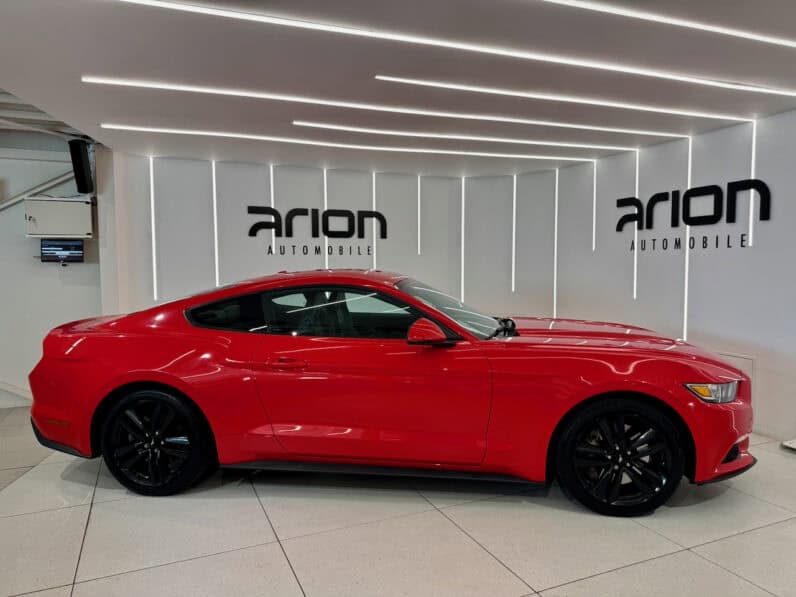 
								FORD Mustang VI Coupe 2.3 Ti EcoBoost 314 cv Sièges Recaro full									