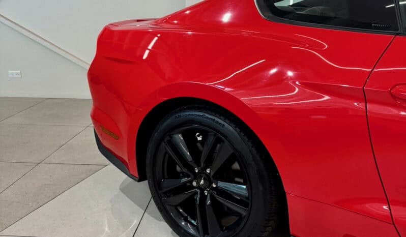 
								FORD Mustang VI Coupe 2.3 Ti EcoBoost 314 cv Sièges Recaro full									