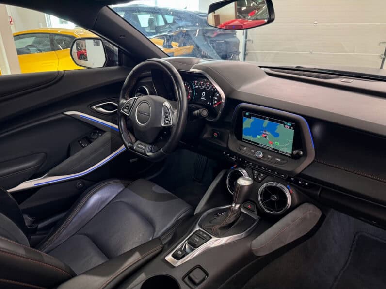 
								CHEVROLET Camaro VI Coupe 6.2 i V8 453 cv FIFTY 50e anniversaire full									