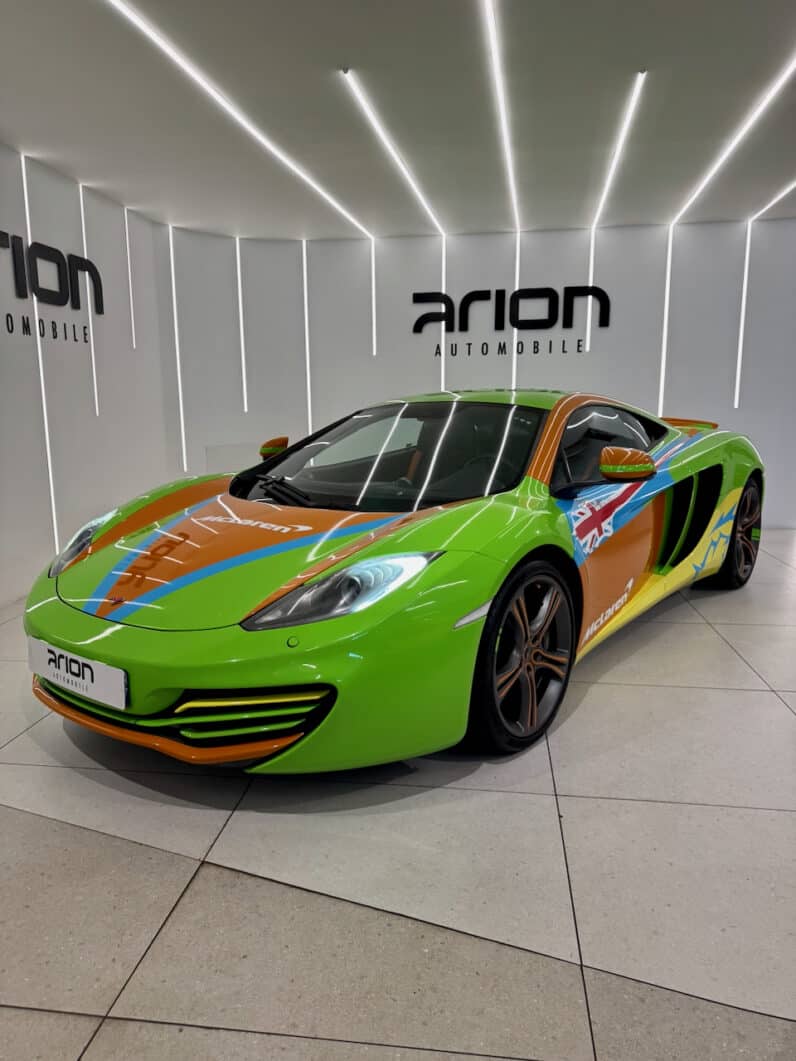 
								MCLAREN MP4-12C 3.8 V8 TWIN-TURBO 600 CH full									