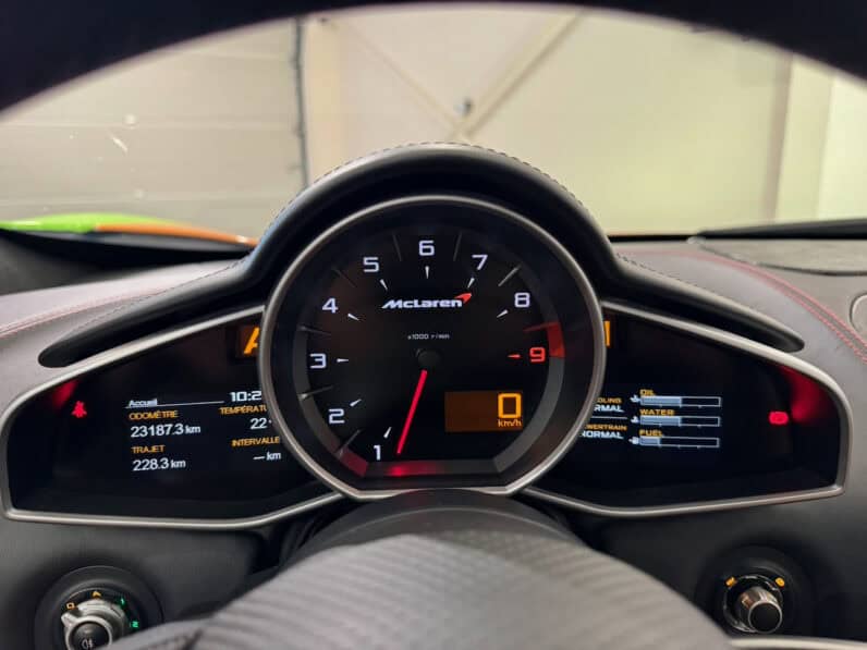 
								MCLAREN MP4-12C 3.8 V8 TWIN-TURBO 600 CH full									