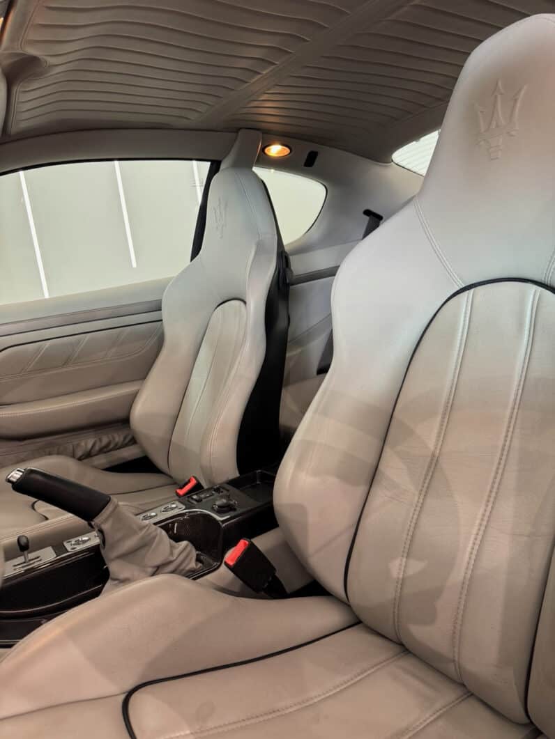 
								MASERATI 4200 GRANSPORT 4.2 Coupé 400 cv full									