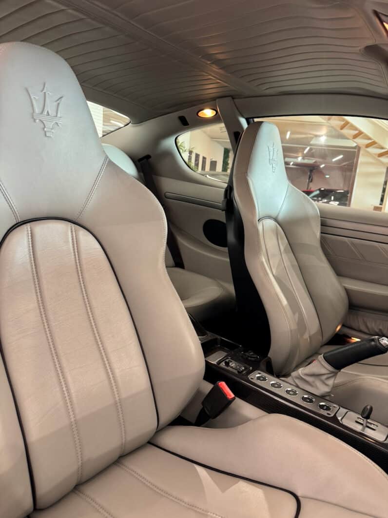 
								MASERATI 4200 GRANSPORT 4.2 Coupé 400 cv full									