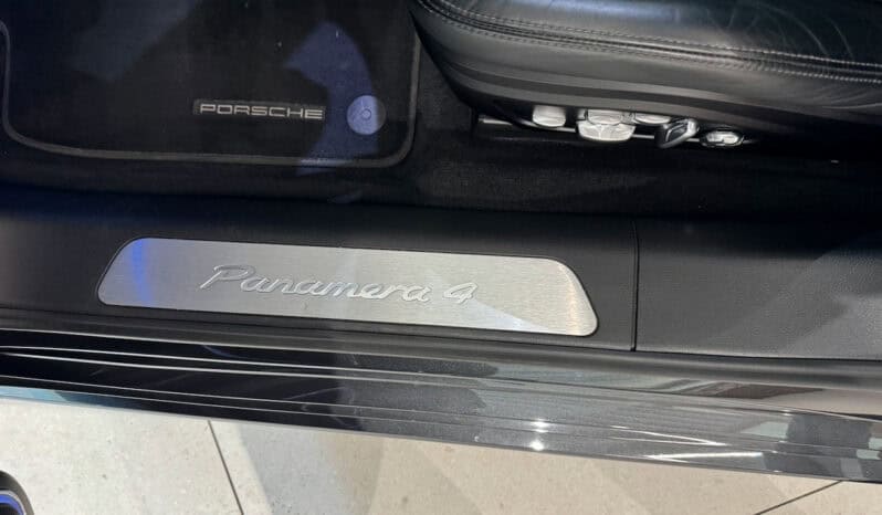 
								PORSCHE Panamera Sport Turismo 4 E-Hybrid 2.9 DFi V6 462 Hybrid PDK8 full									