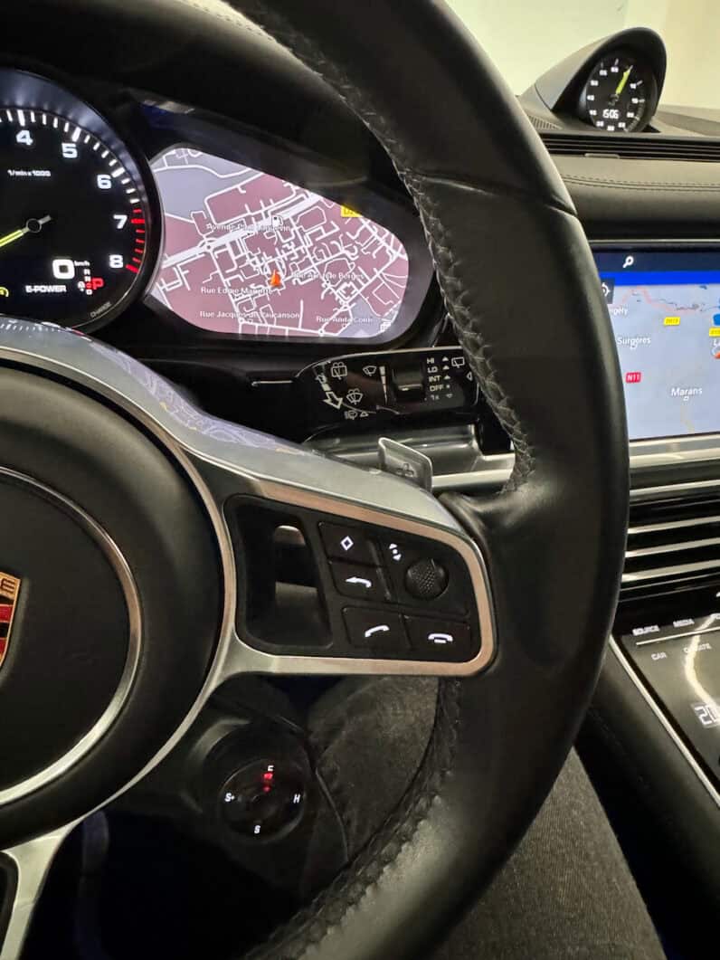 
								PORSCHE Panamera Sport Turismo 4 E-Hybrid 2.9 DFi V6 462 Hybrid PDK8 full									